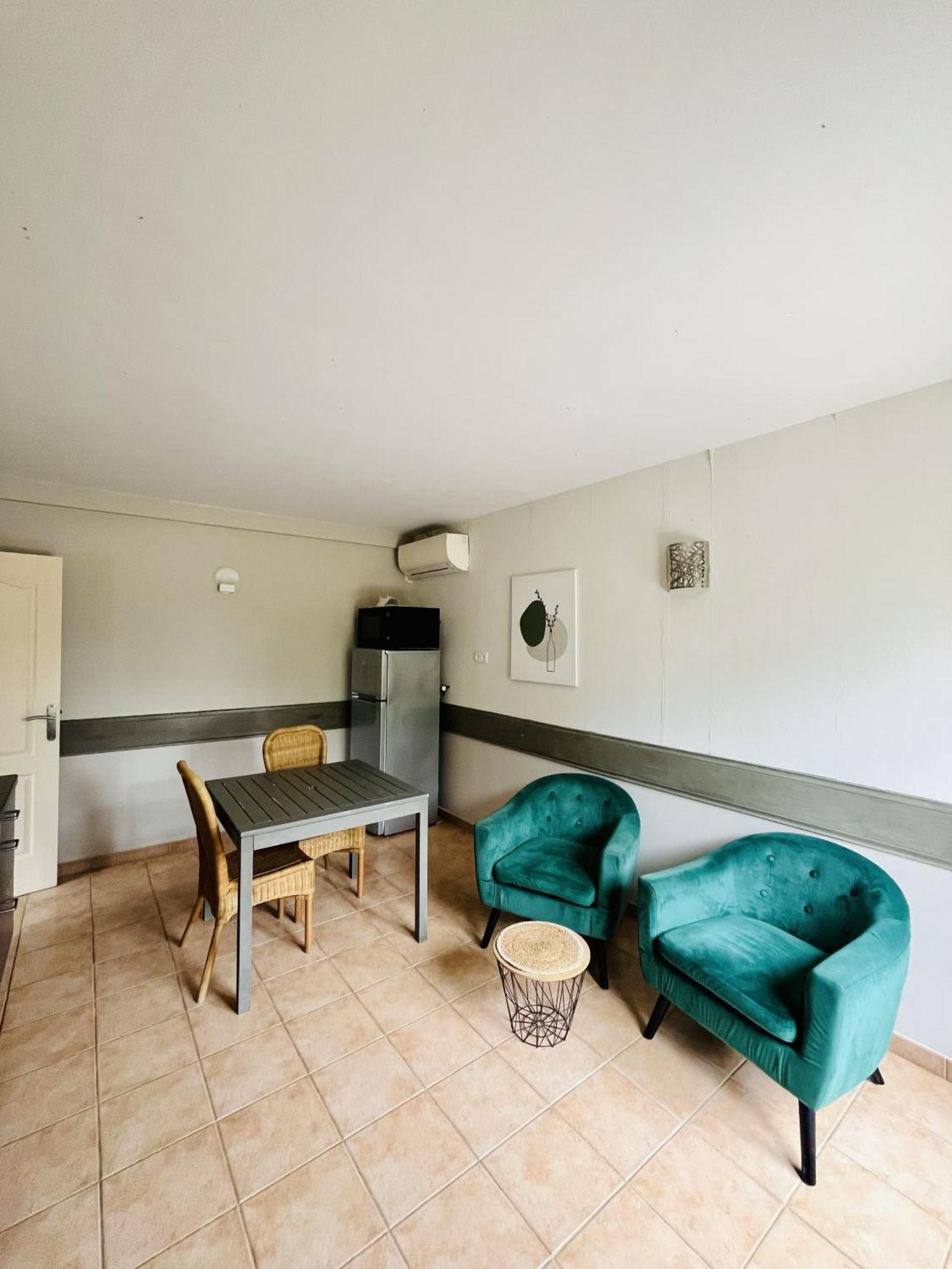 Bed and Breakfast Mas Saint-Ange Lunel  Exteriér fotografie
